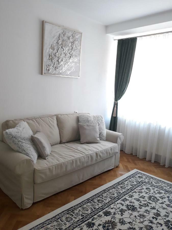 Apartment Bianco Central Sibiu Buitenkant foto